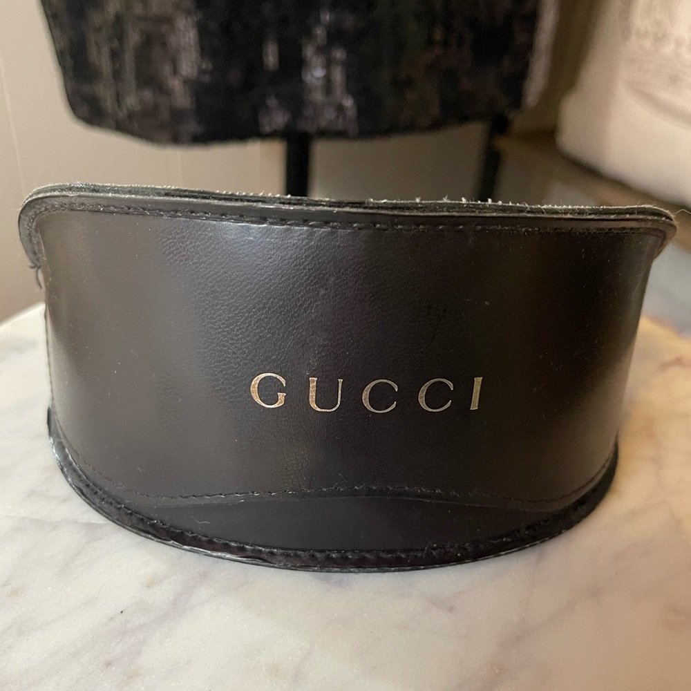 Gucci vintage sunglass Case. Genuine leather brown